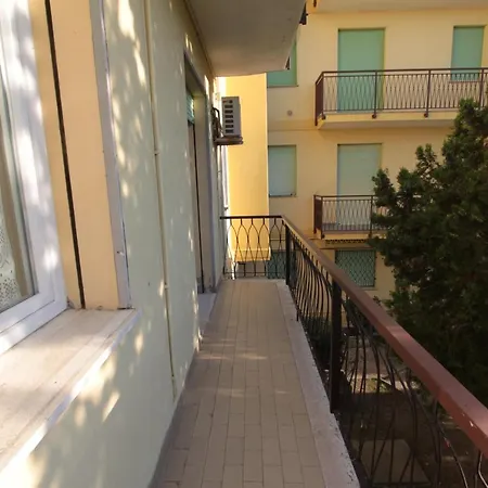 Pineta 11 * リド・ディ・ポンポーザ