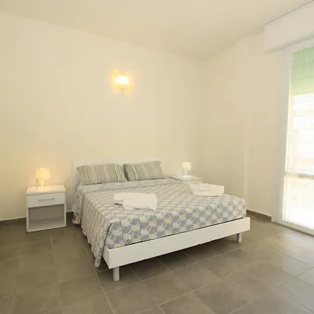 アパート Pineta 11