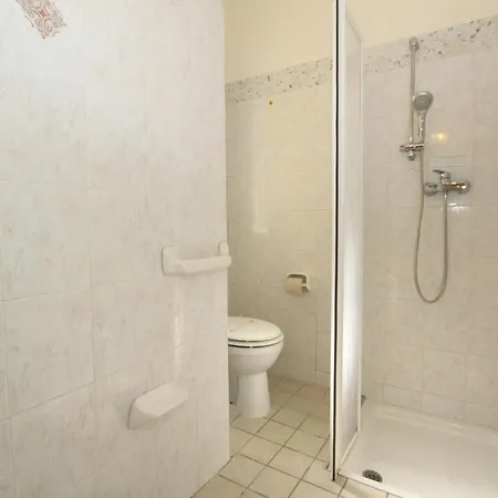 アパート Pineta 11 リド・ディ・ポンポーザ