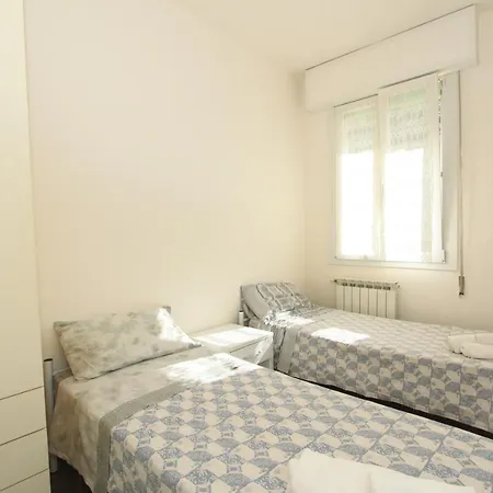 アパート Pineta 11 *