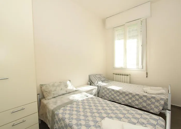 Appartement Pineta 11 *